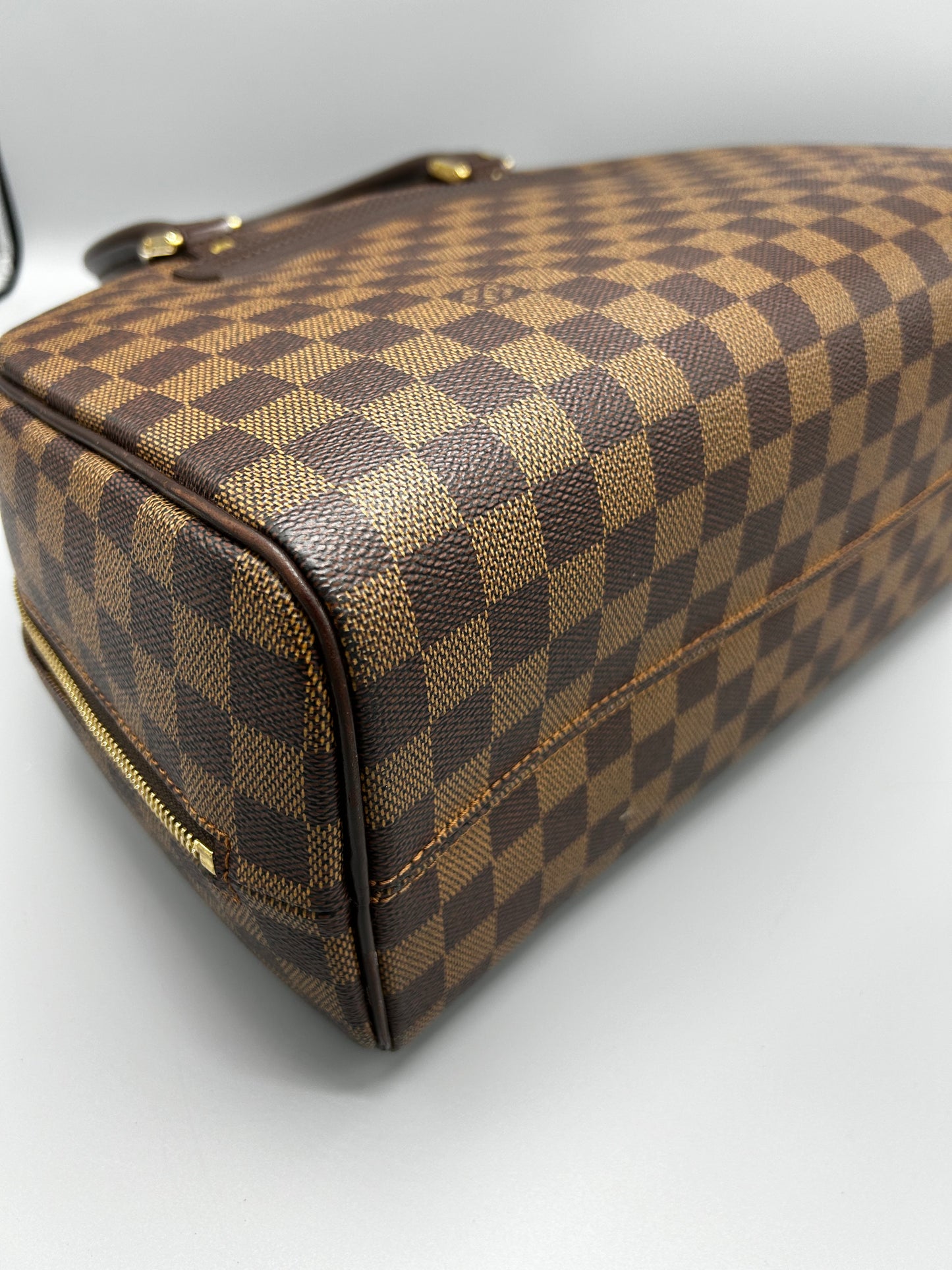 Louis Vuitton Nolita